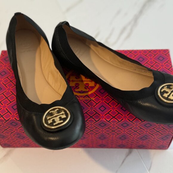 Tory Burch Caroline Flats - Black - Picture 3 of 5